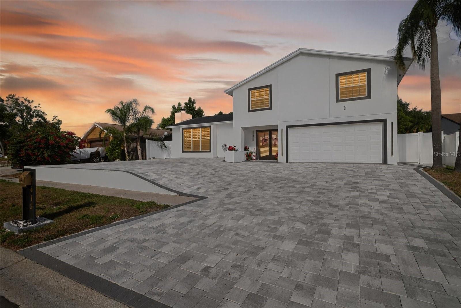 TOWN N COUNTRY - Residential