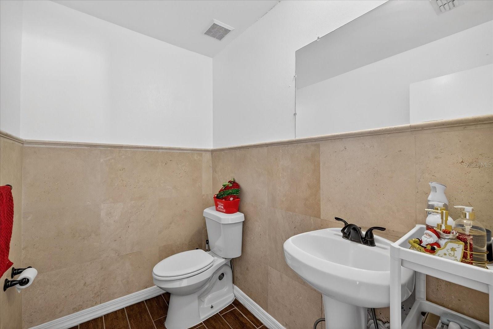 TOWN N COUNTRY - Residential