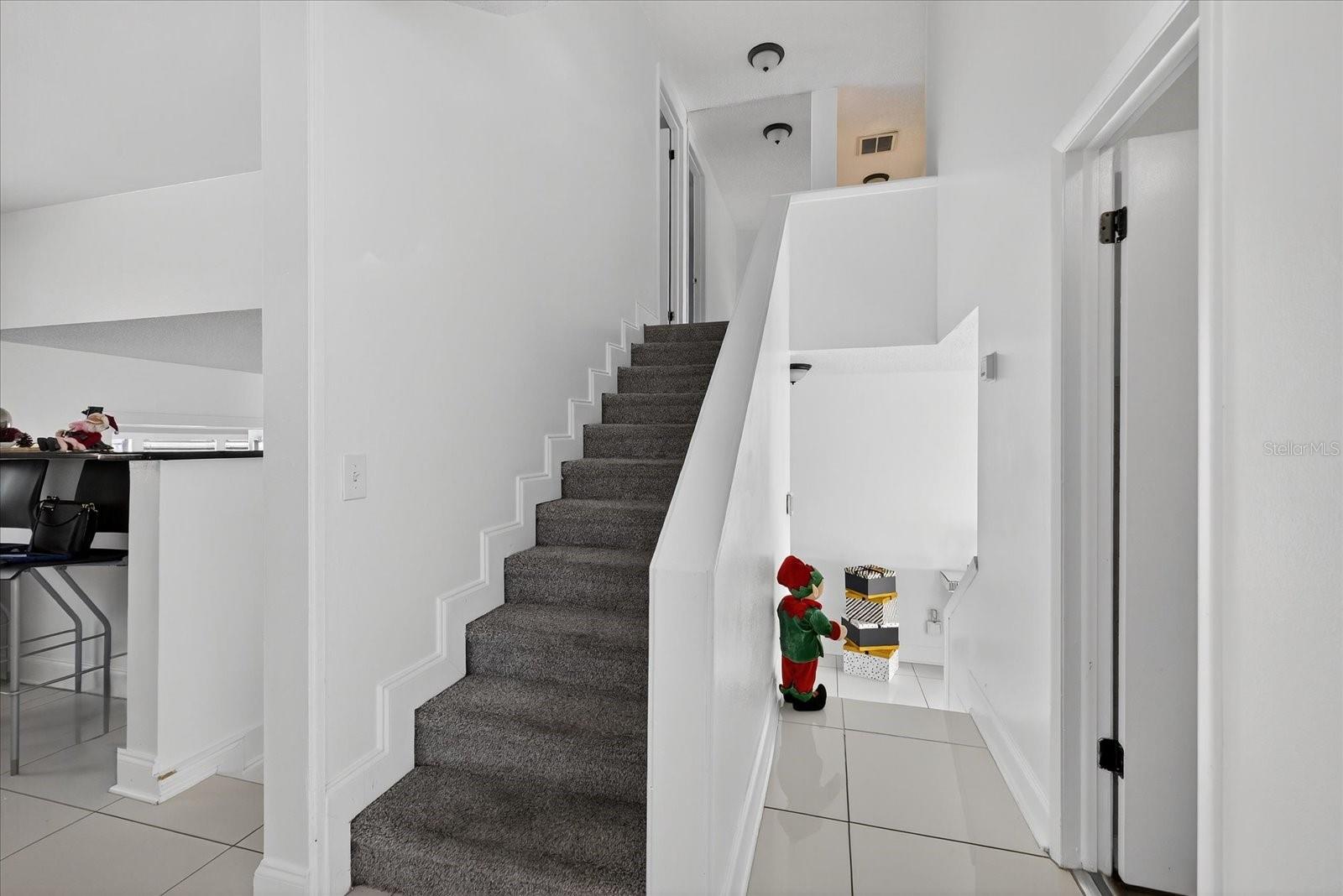 TOWN N COUNTRY - Residential