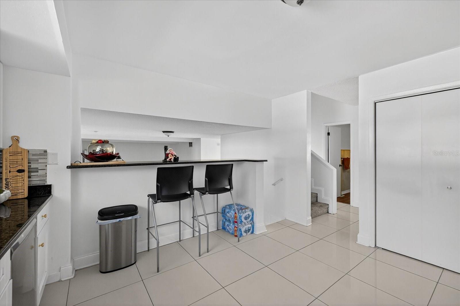 TOWN N COUNTRY - Residential