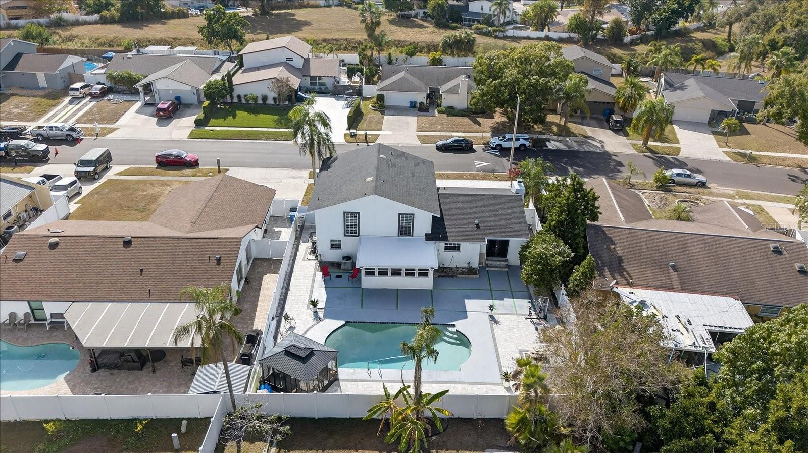 TOWN N COUNTRY - Residential