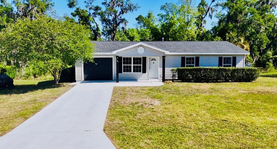 This beautifully fully remodeled 4-bedroom, 2-bathroom home in Ocala is move-in ready and waiting for its new owners! Every inch of this 1,200 sq. ft. residence has been thoughtfully updated to provide a modern, worry-free living experience.
Key Highlights:
Fresh & Modern: Step inside to find fresh interior and exterior paint paired with stylish new flooring throughout.
Chef’s Kitchen: The heart of the home features sleek countertops and brand-new appliances, perfect for family meals and entertaining.
Upgraded Systems: Enjoy peace of mind with a newer AC (2020) and water heater (2021), ensuring efficiency for years to come.
Outdoor Living: The spacious, fenced-in backyard includes a dedicated BBQ area, ideal for Florida summers and weekend gatherings.
Prime Location: Situated on a quiet lot with a car garage, you’re just minutes away from Ocala’s best shopping, dining, and parks.
Whether you're a first-time buyer or looking for a turnkey investment, this home offers the perfect blend of comfort and style. Schedule your private tour today!