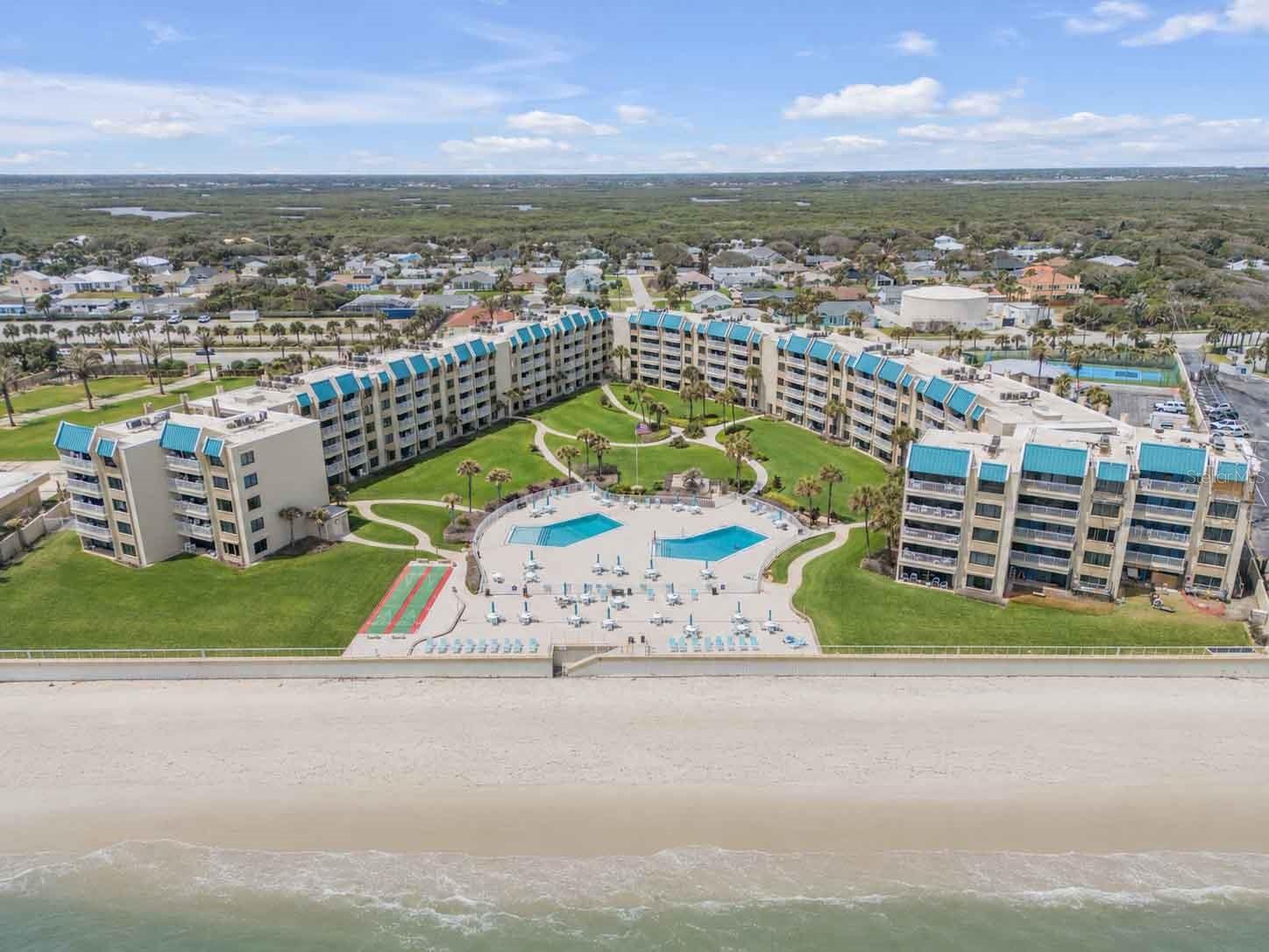 ERROLL SEA CONDO - Residential