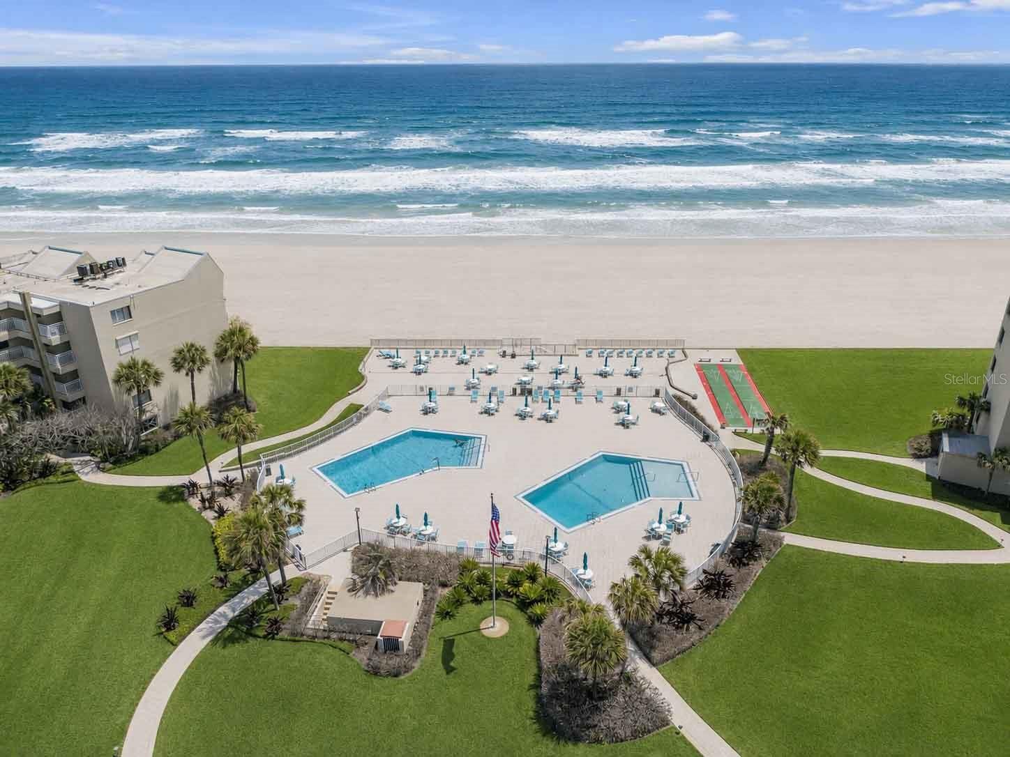 ERROLL SEA CONDO - Residential