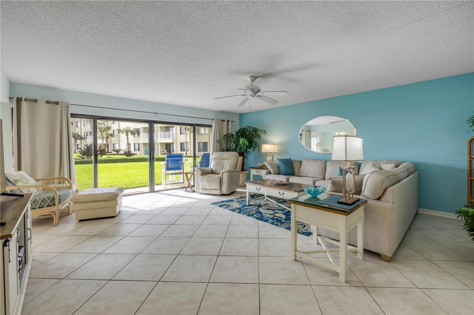 ERROLL SEA CONDO - Residential