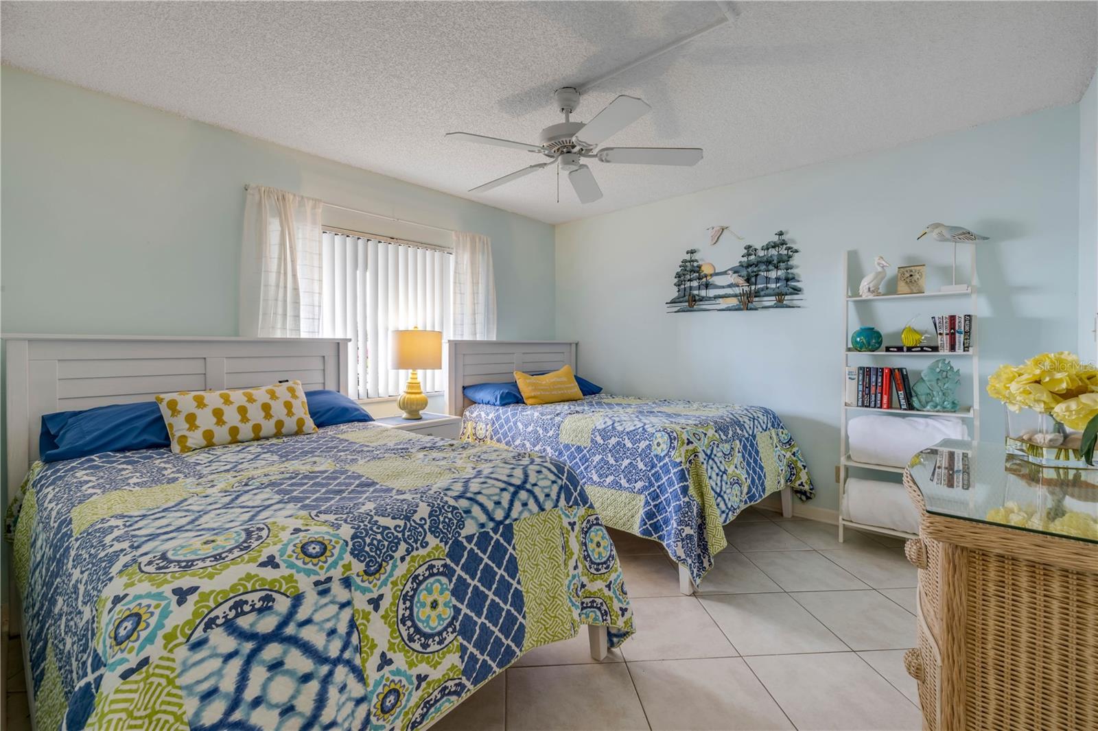 ERROLL SEA CONDO - Residential