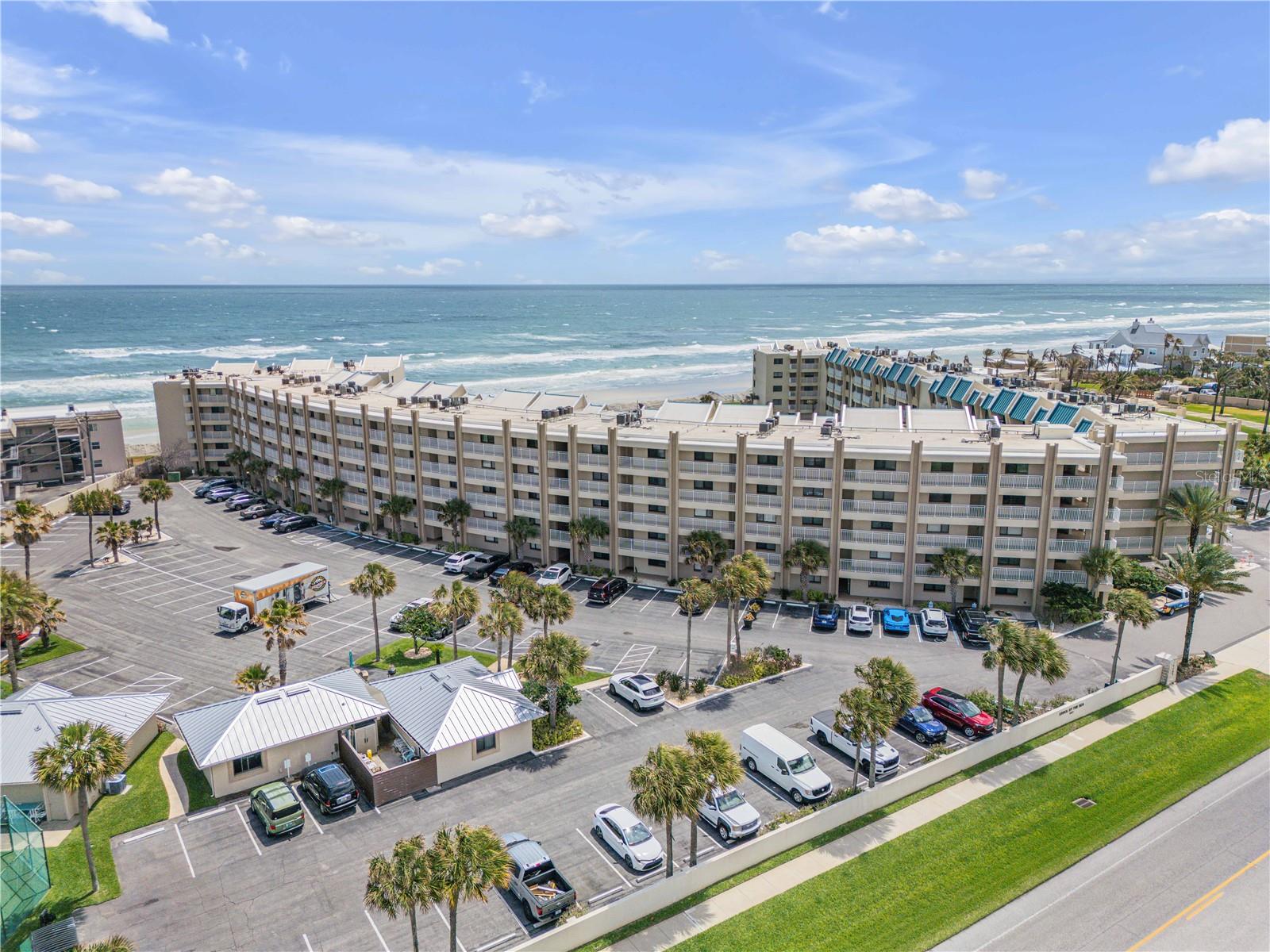 ERROLL SEA CONDO - Residential
