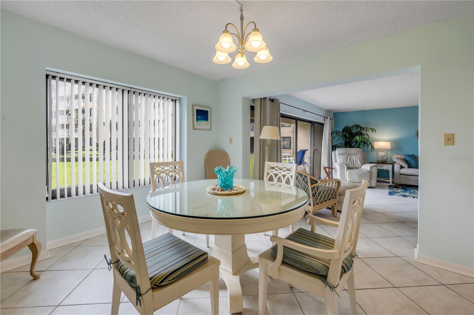 ERROLL SEA CONDO - Residential