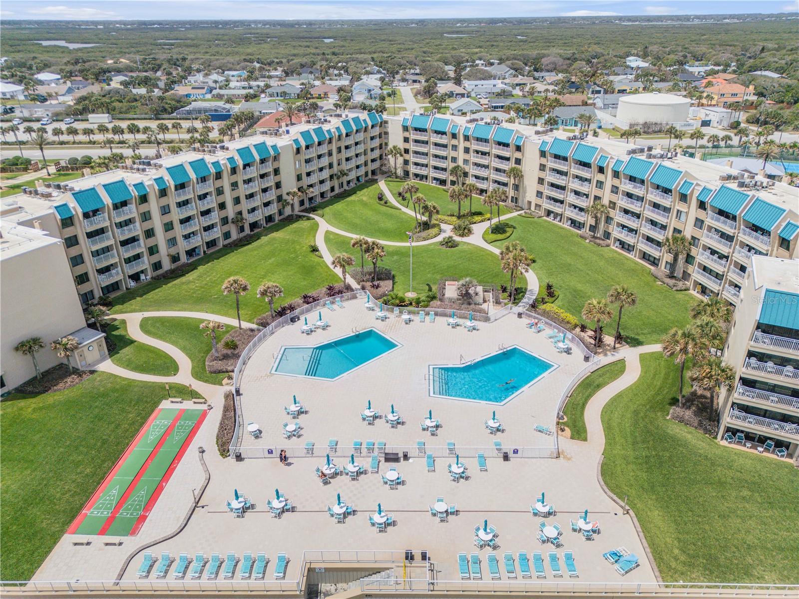 ERROLL SEA CONDO - Residential