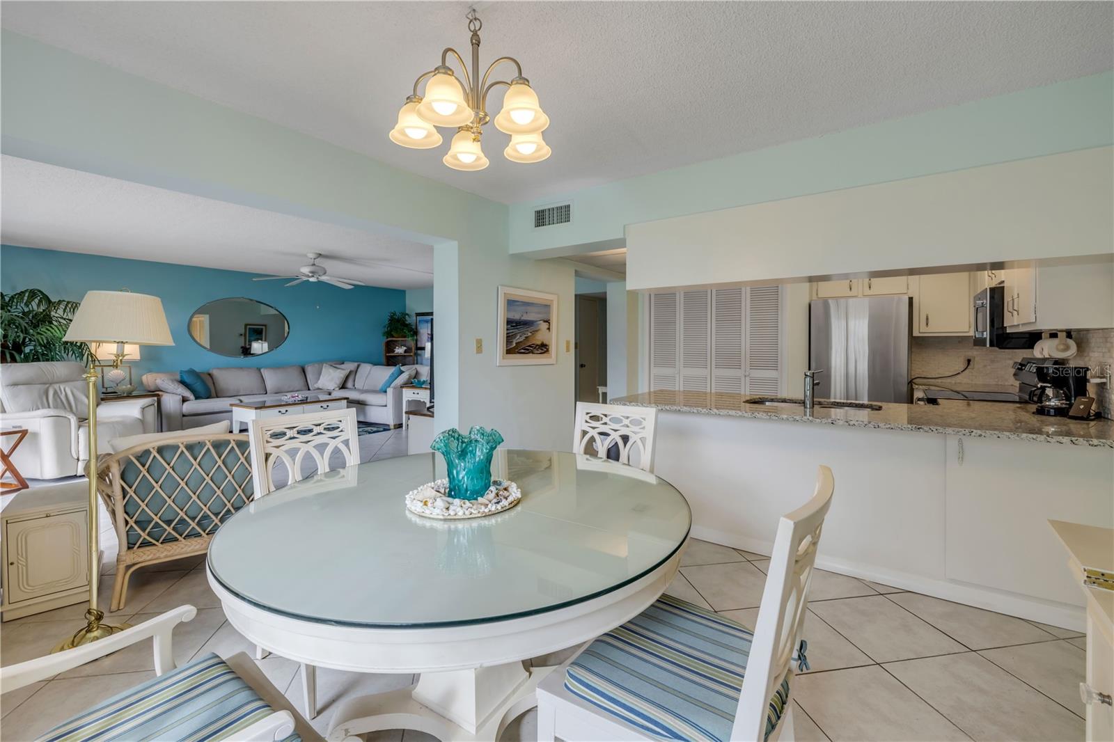 ERROLL SEA CONDO - Residential