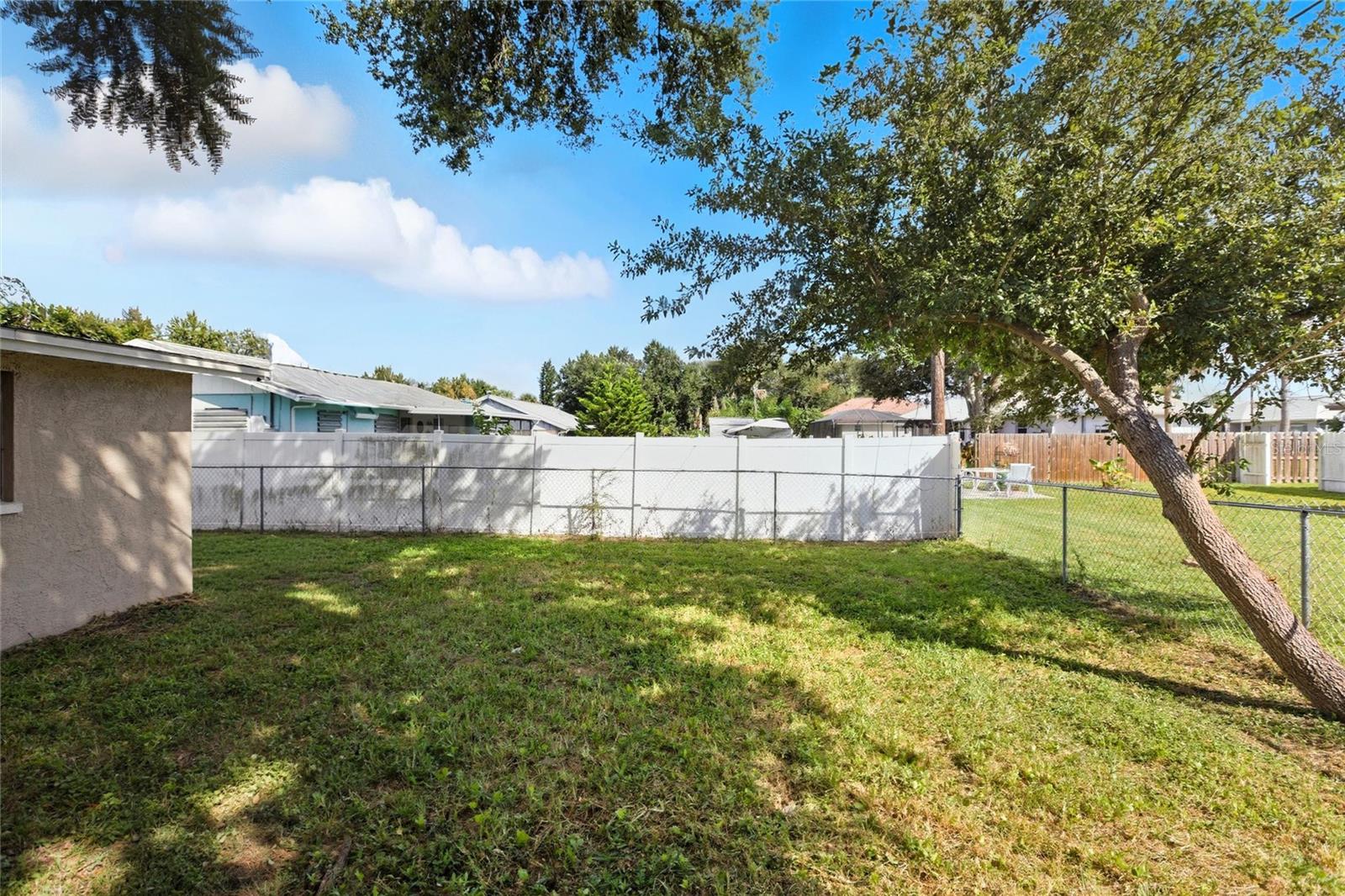 SOUTH VENICE - Residential