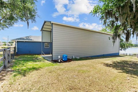 A home in WINTER HAVEN