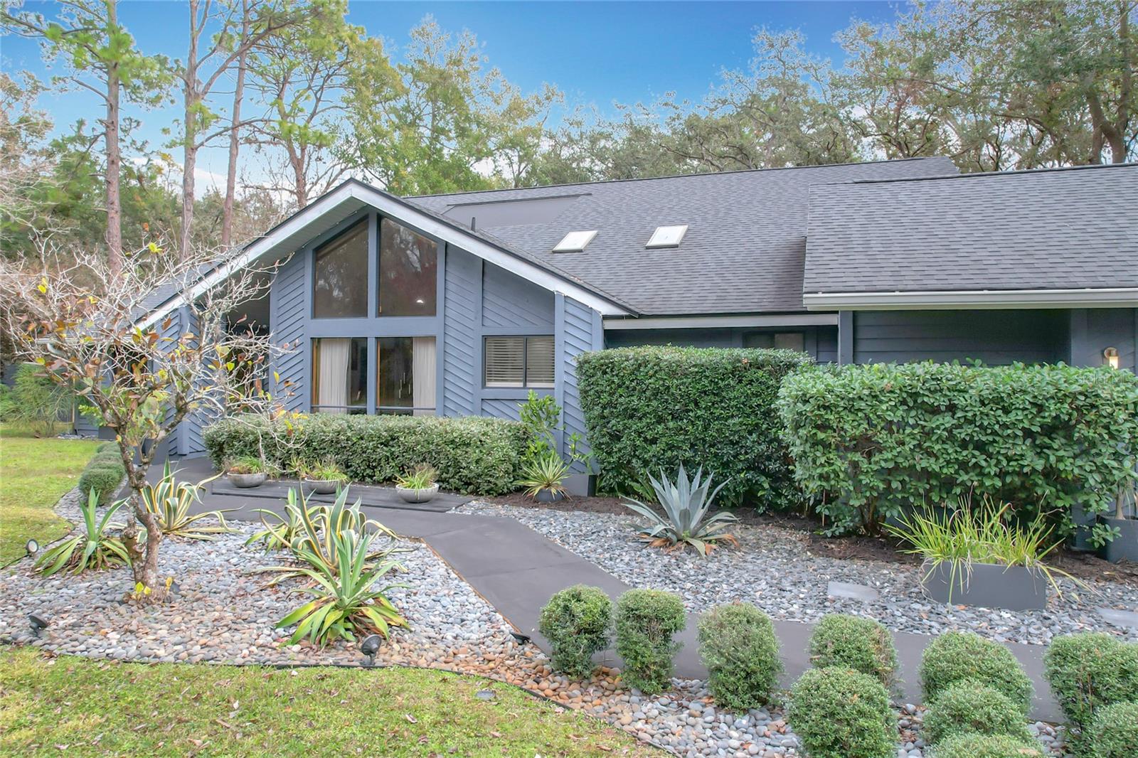 1701 CEDAR STONE COURT