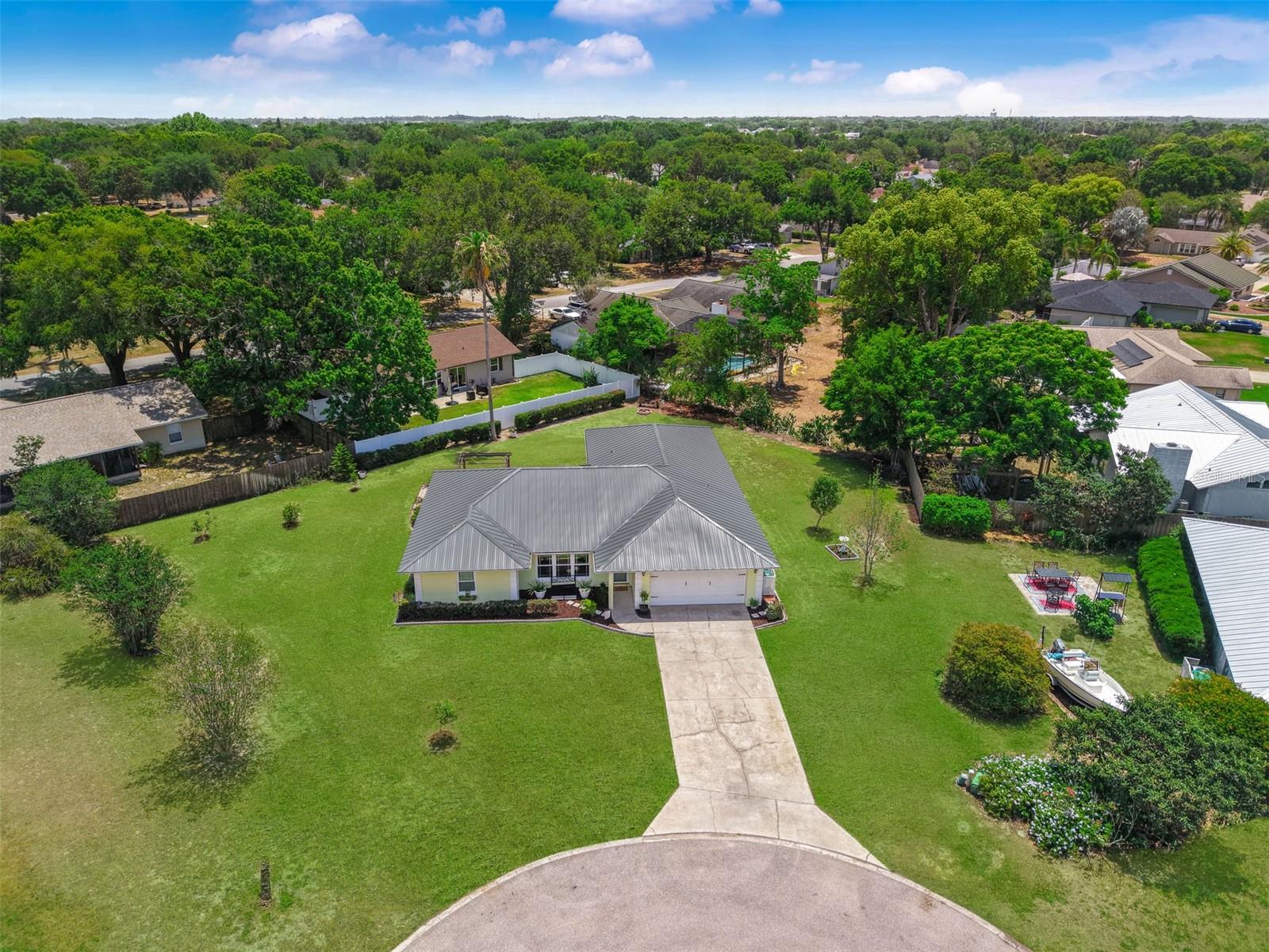111 RIDGEVIEW CIRCLE