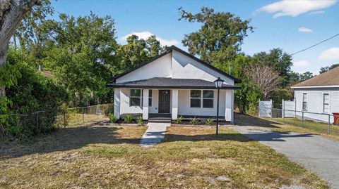 Photo of 1305 N Burton Street, Plant City, FL 33563 (MLS # TB8449230)