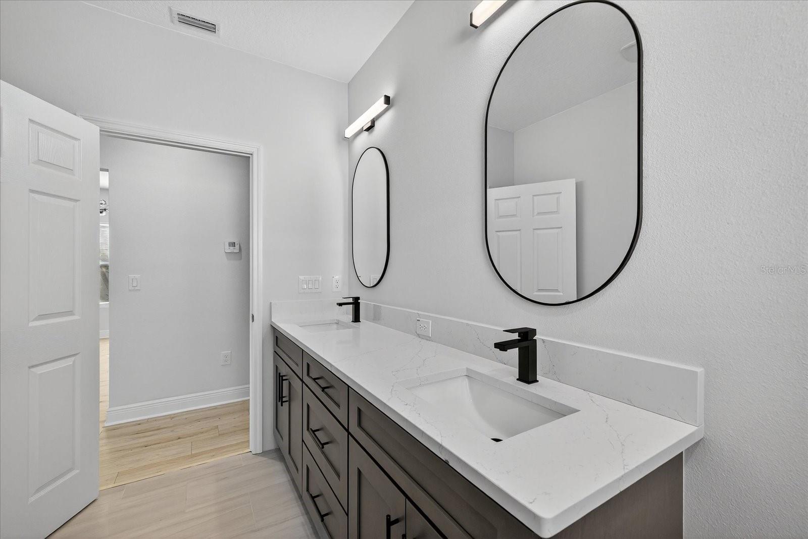 ORANGE HEIGHTS - Residential