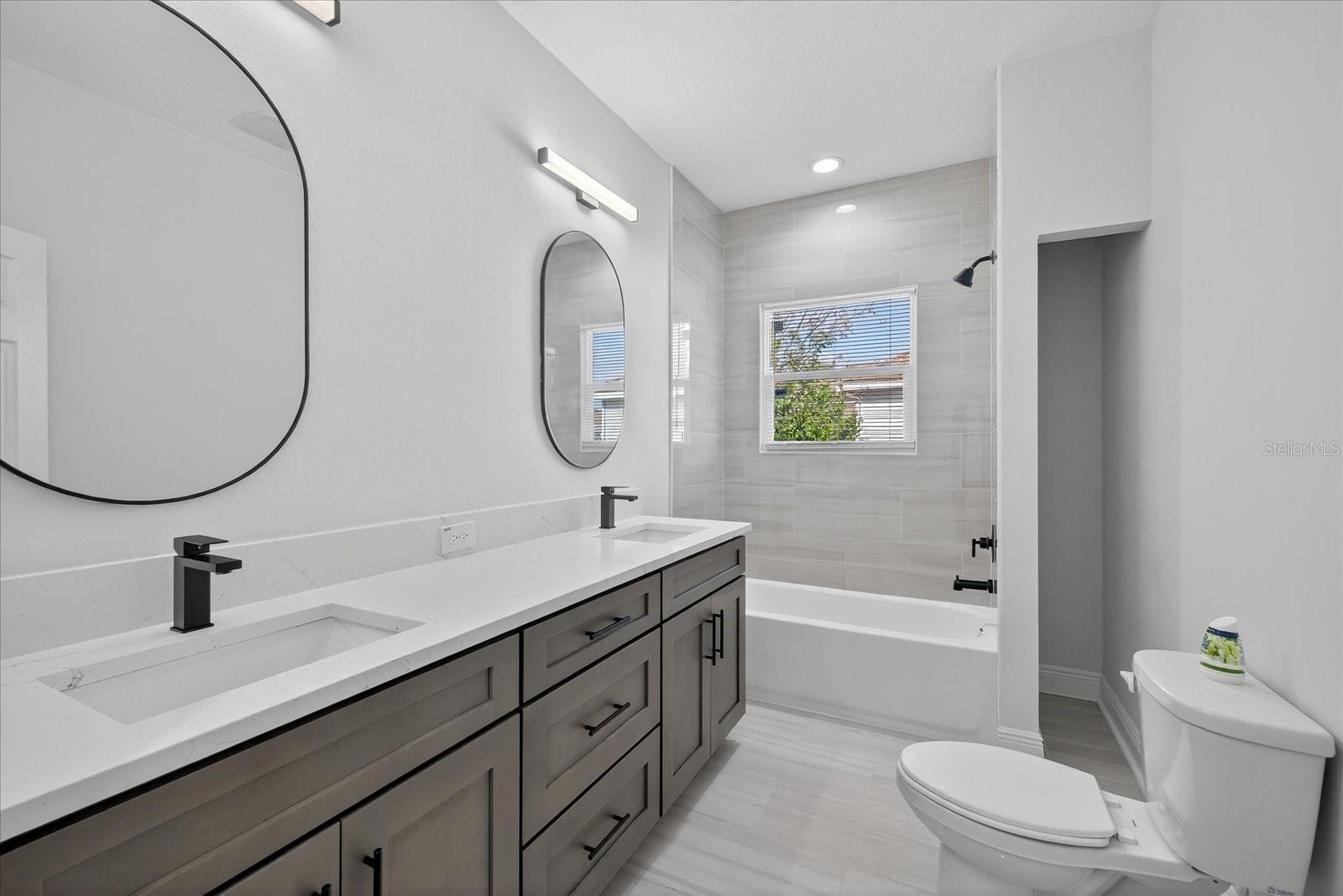 ORANGE HEIGHTS - Residential