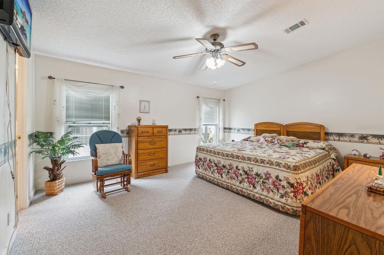 LAKE N GOLF ESTATES ADD - Residential