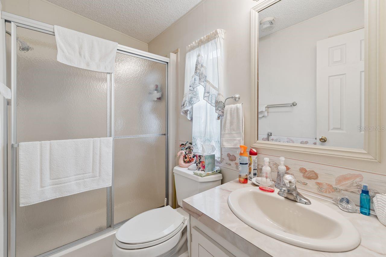 LAKE N GOLF ESTATES ADD - Residential