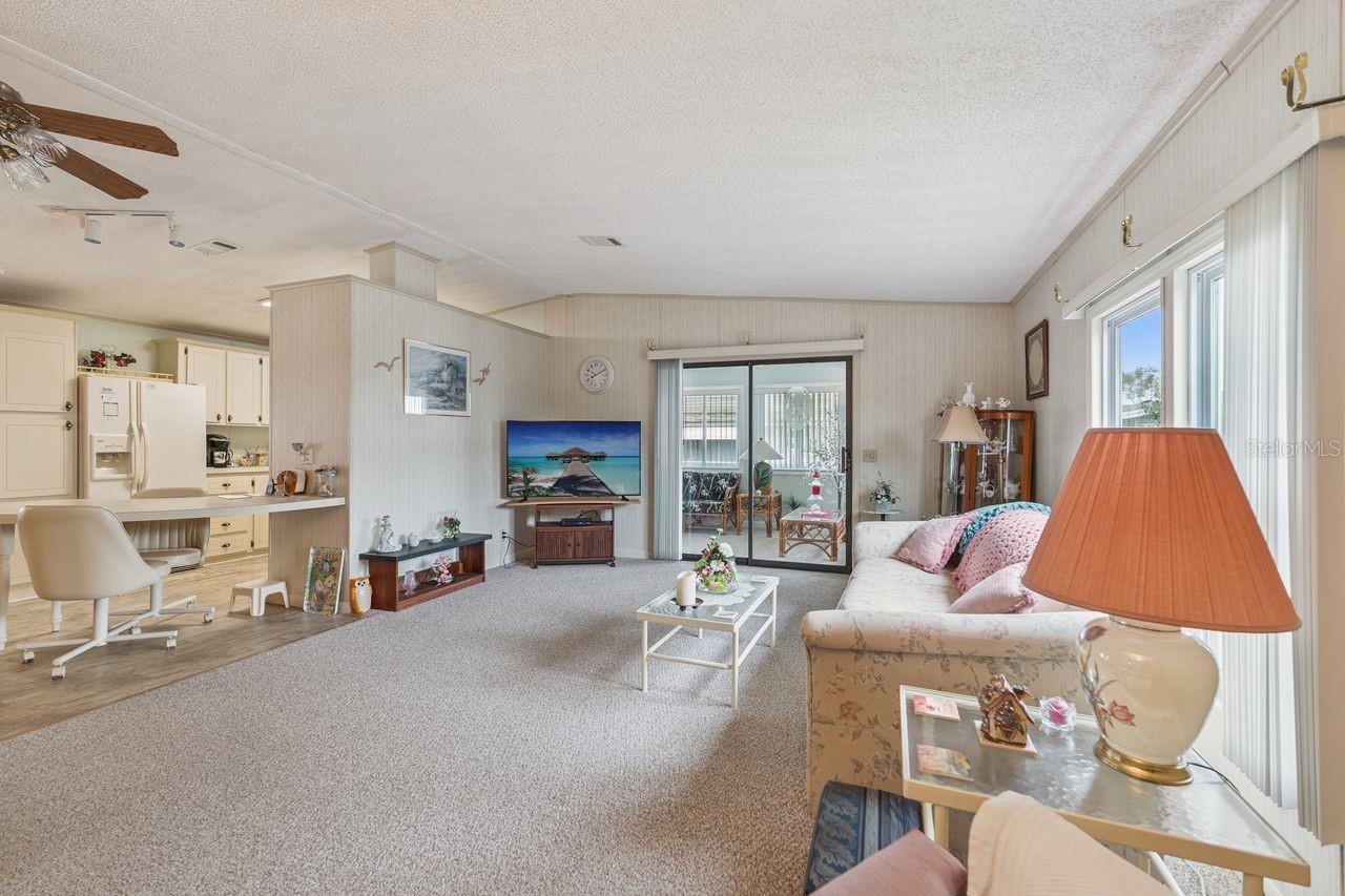 LAKE N GOLF ESTATES ADD - Residential