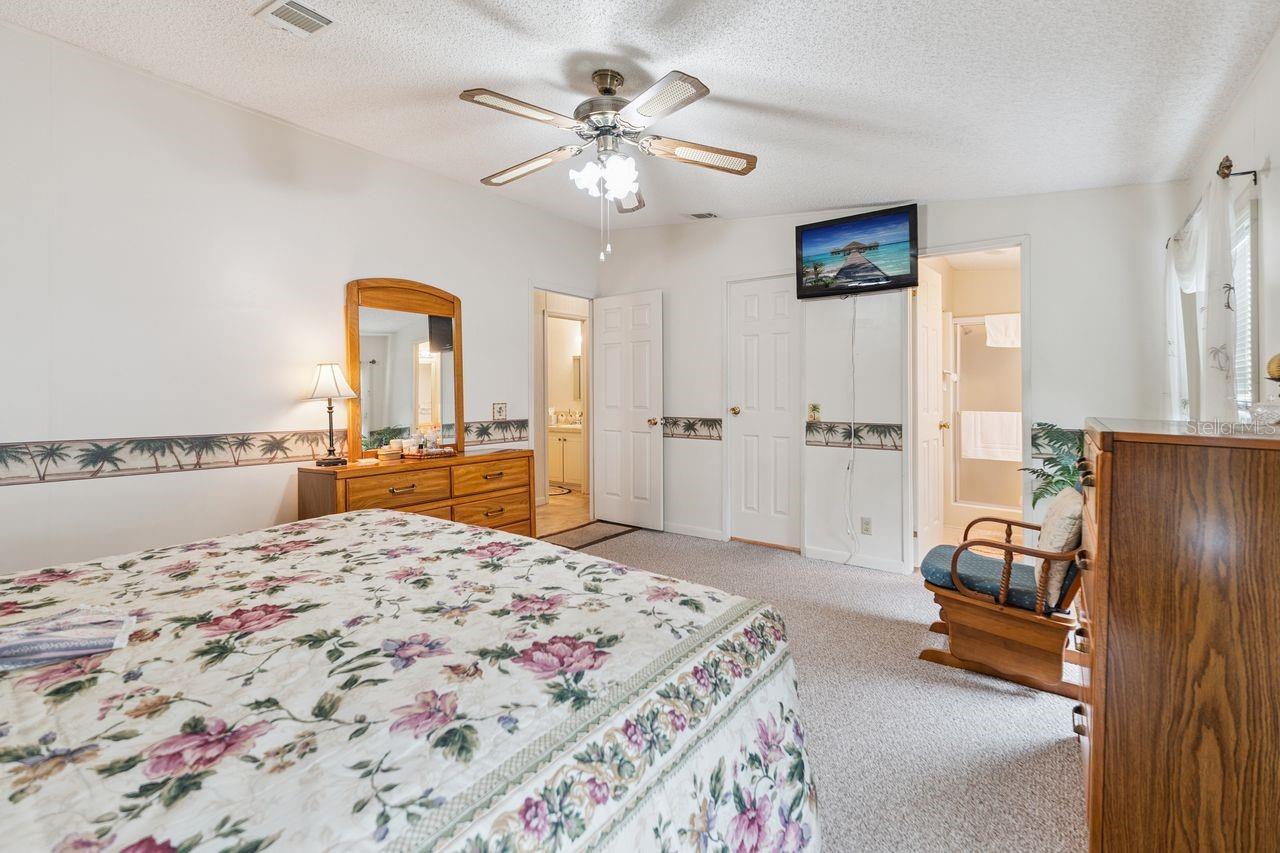 LAKE N GOLF ESTATES ADD - Residential