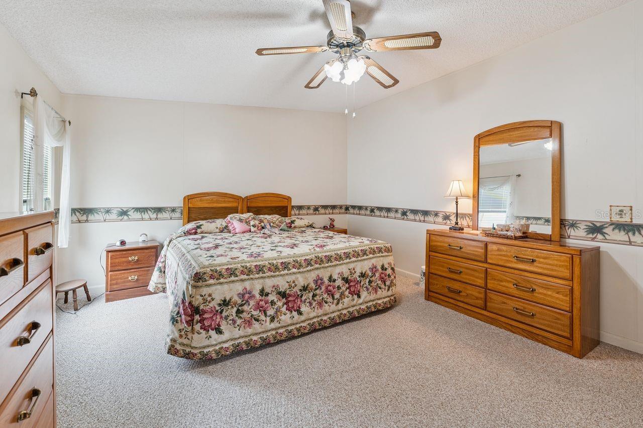 LAKE N GOLF ESTATES ADD - Residential