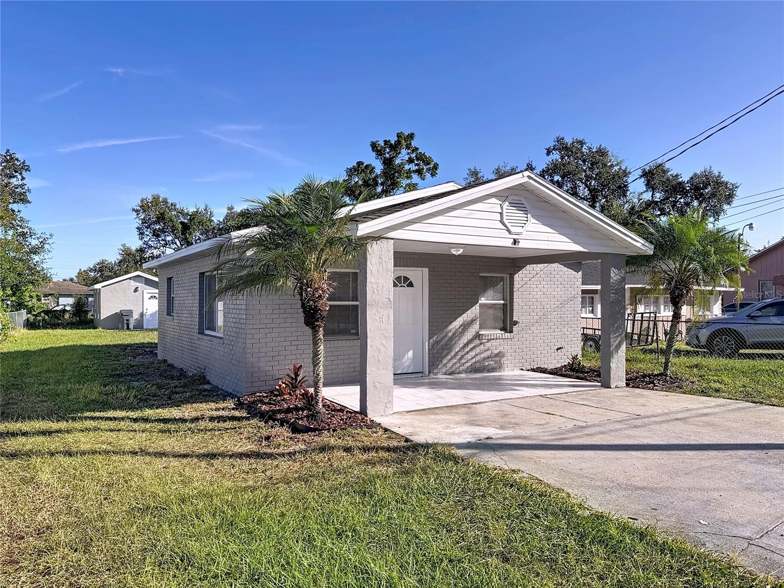 2408 E MAGNOLIA STREET