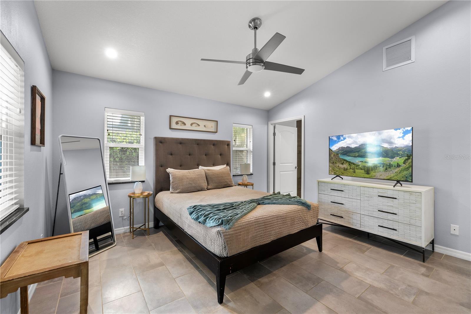 SYLVAN SHORES - Residential Lease