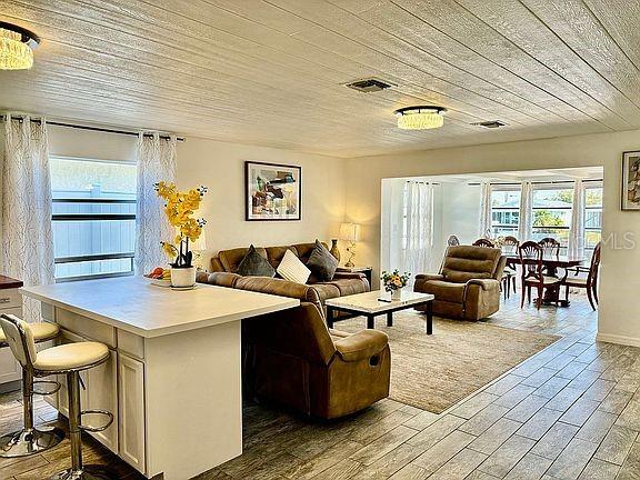 FLOR A MAR SEC 15A - Residential