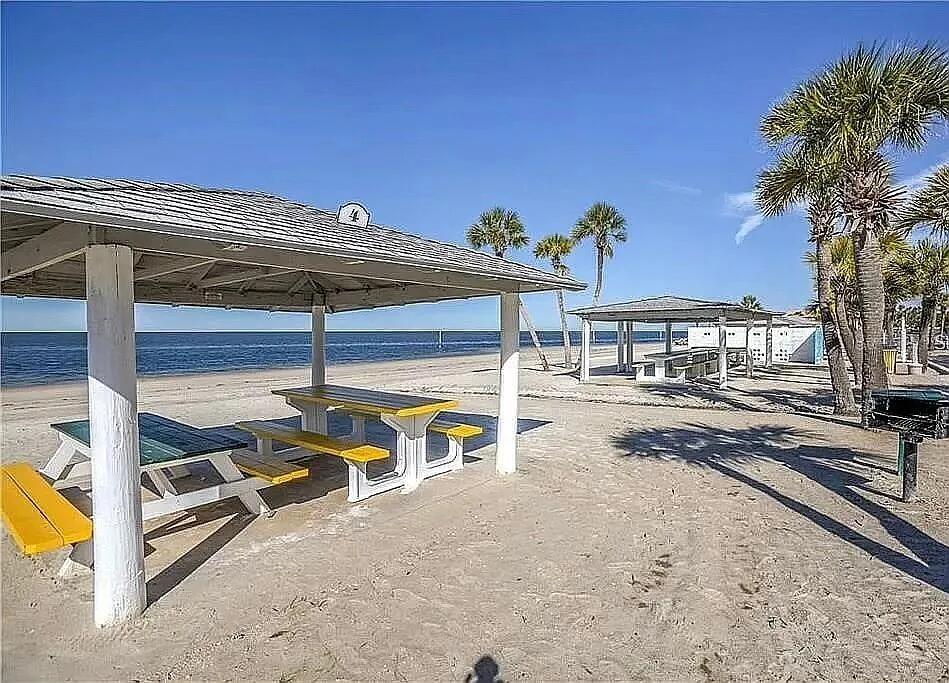 FLOR A MAR SEC 15A - Residential