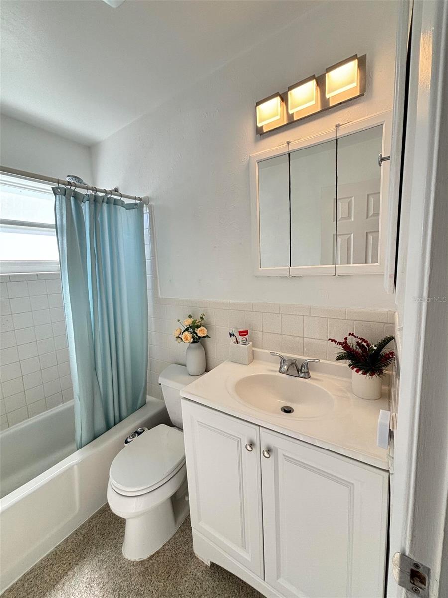 FLOR A MAR SEC 15A - Residential