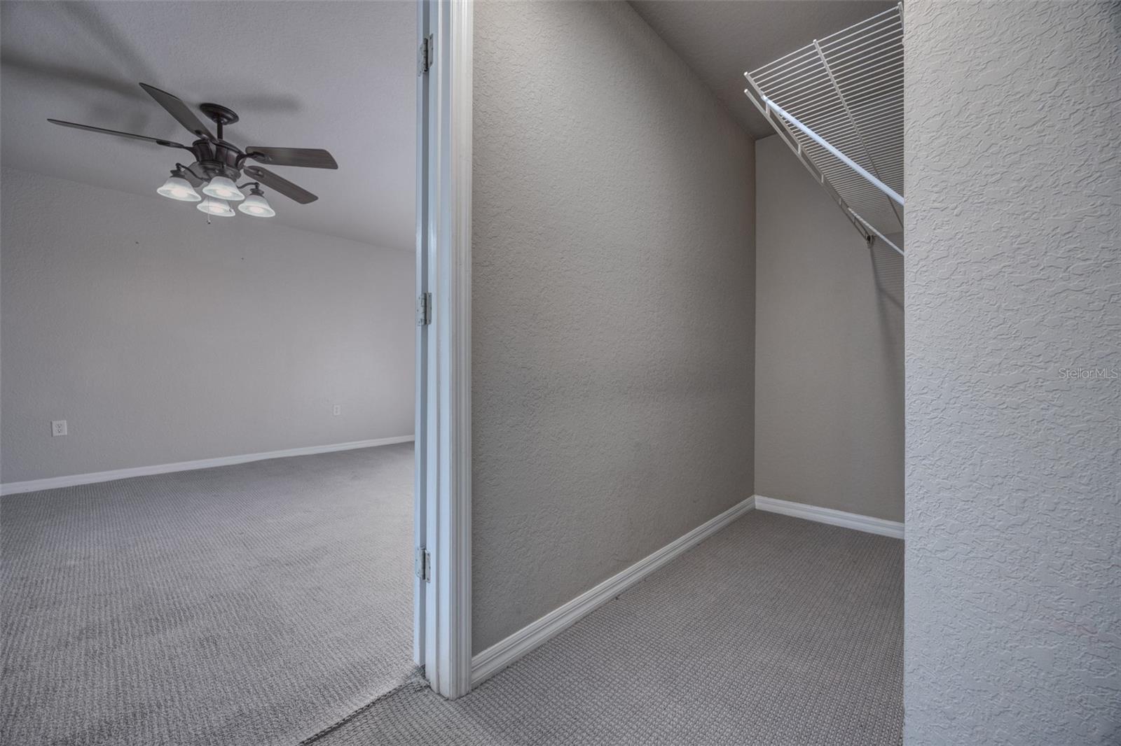 TRIPLE S UNIT 01 - Residential