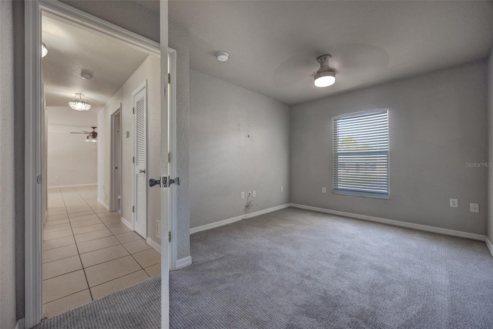 TRIPLE S UNIT 01 - Residential