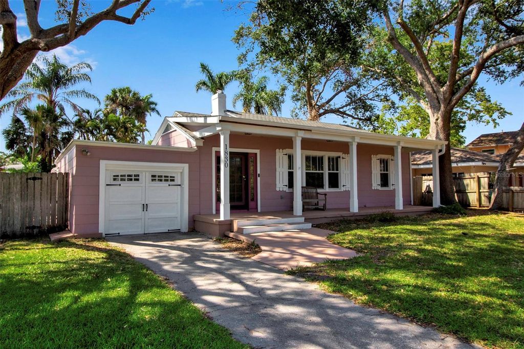 Photo of 1830 Virginia Drive, Bradenton, FL 34205 (MLS # A4651214)