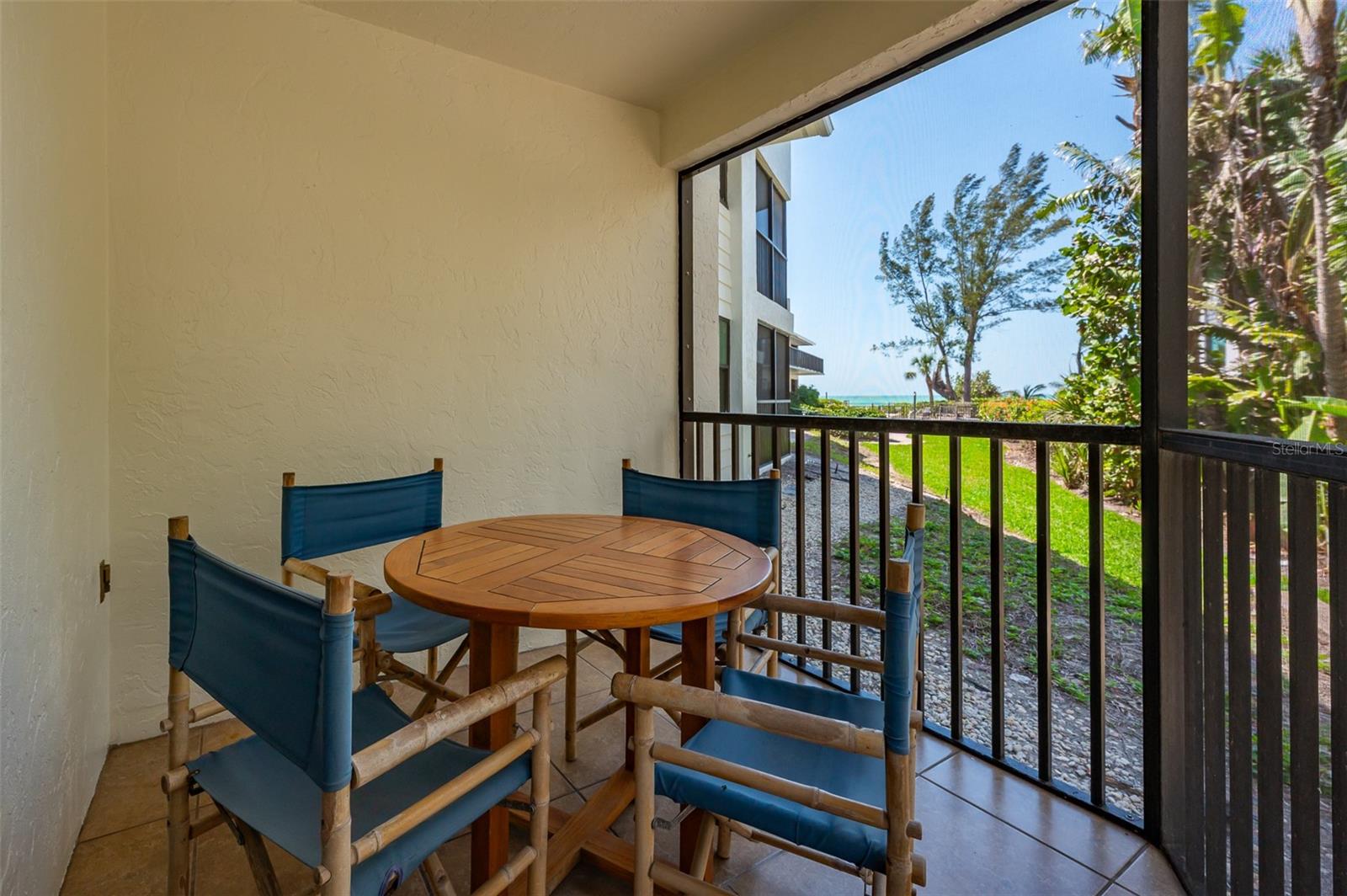 SEAGRAPE INN - Residential