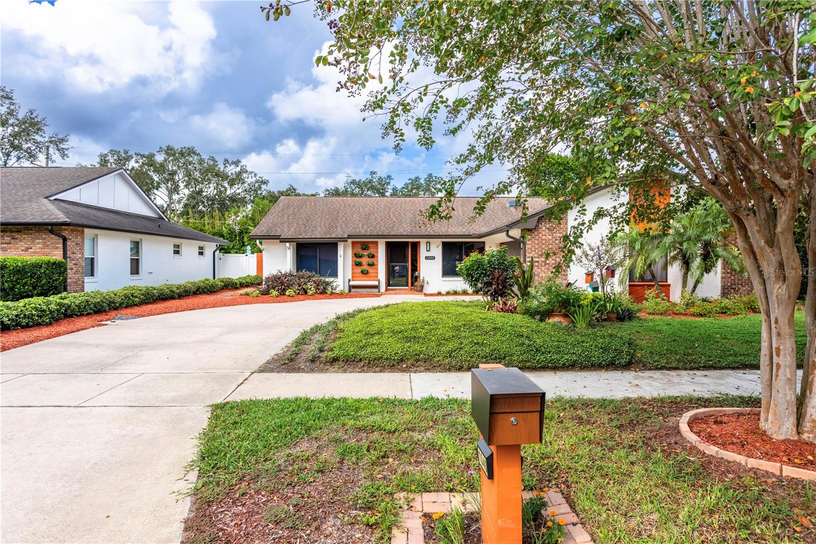 1040 PALADIN COURT