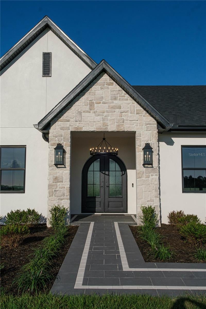 14800 MIM PLACE