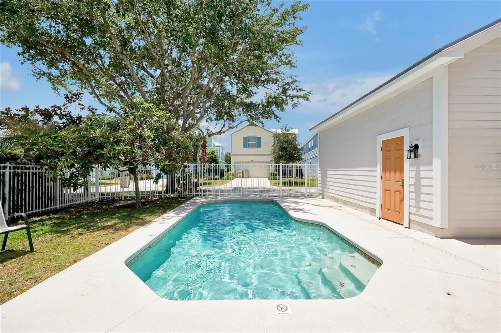 REUNION - Residential