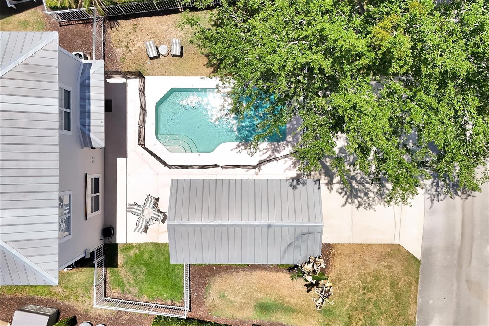 REUNION - Residential