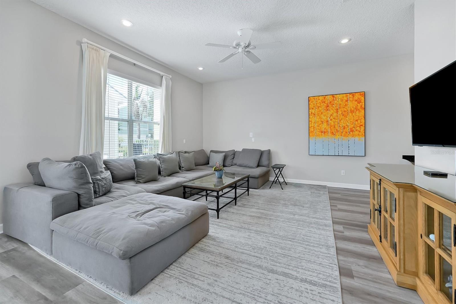 REUNION - Residential