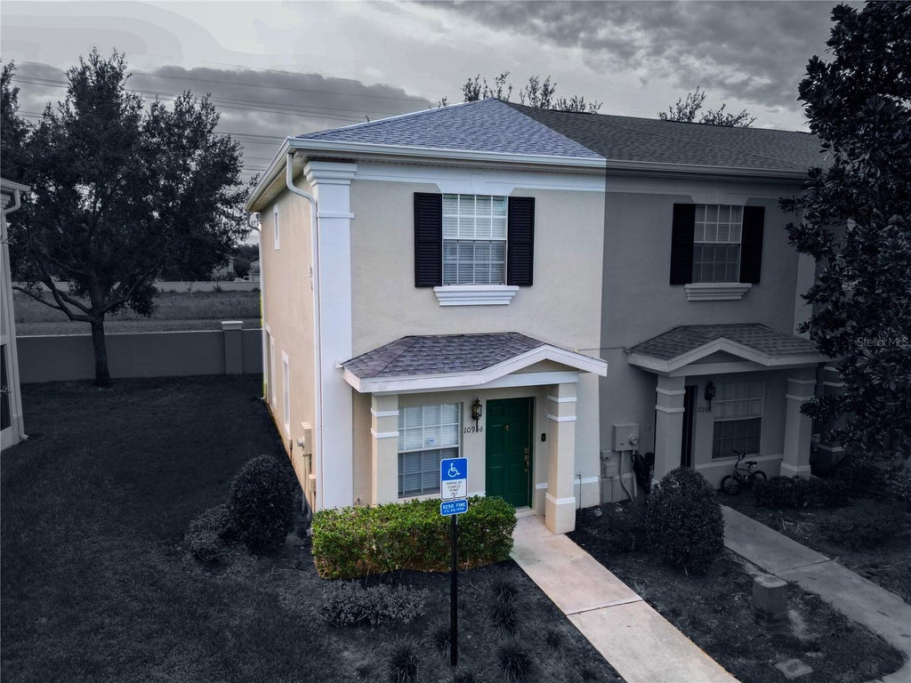 Photo of 10966 Savannah Wood Drive #152, Orlando, FL 32832 (MLS # S5160243)