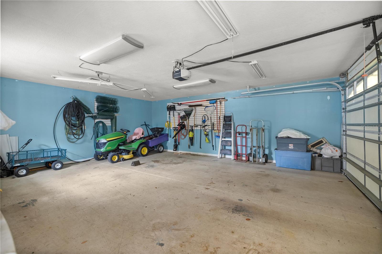 RAINBOW ACRES UN 04 05 - Residential