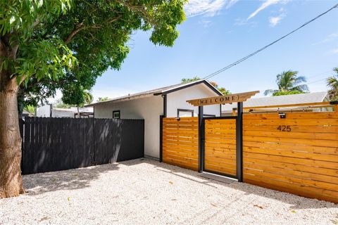 A home in LAKE WORTH