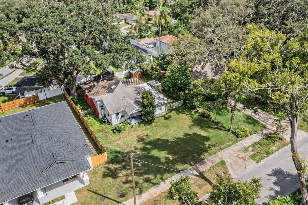 Photo of 7009 N 15th Street, Tampa, FL 33610 (MLS # TB8424418)
