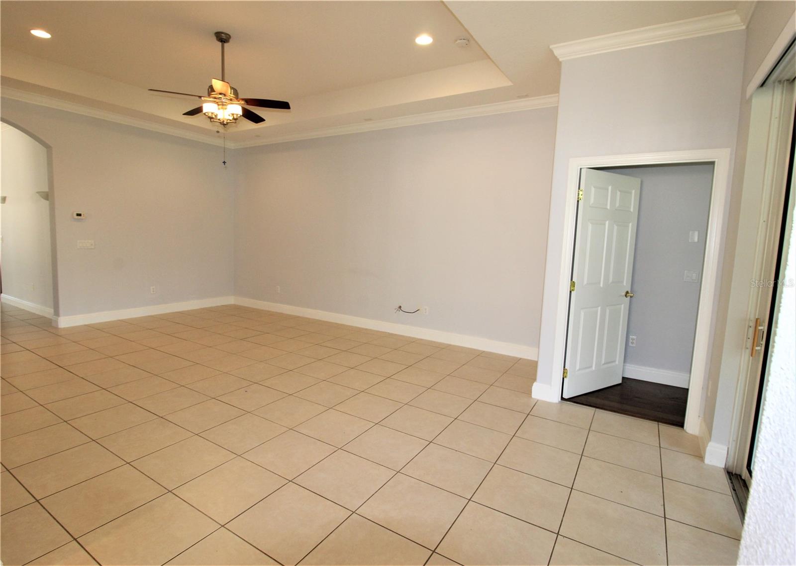 PALMA SOLA TRACE - Residential Lease