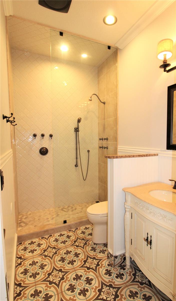 PALMA SOLA TRACE - Residential Lease