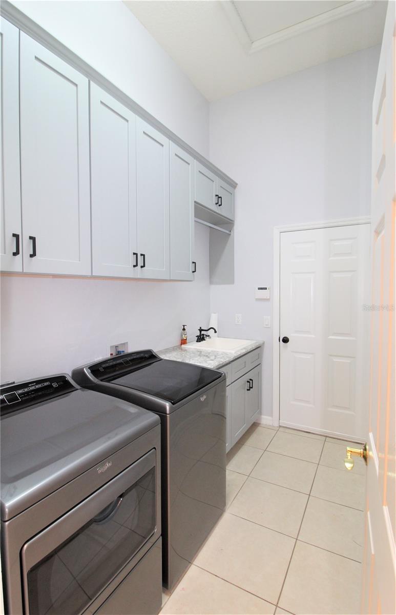 PALMA SOLA TRACE - Residential Lease