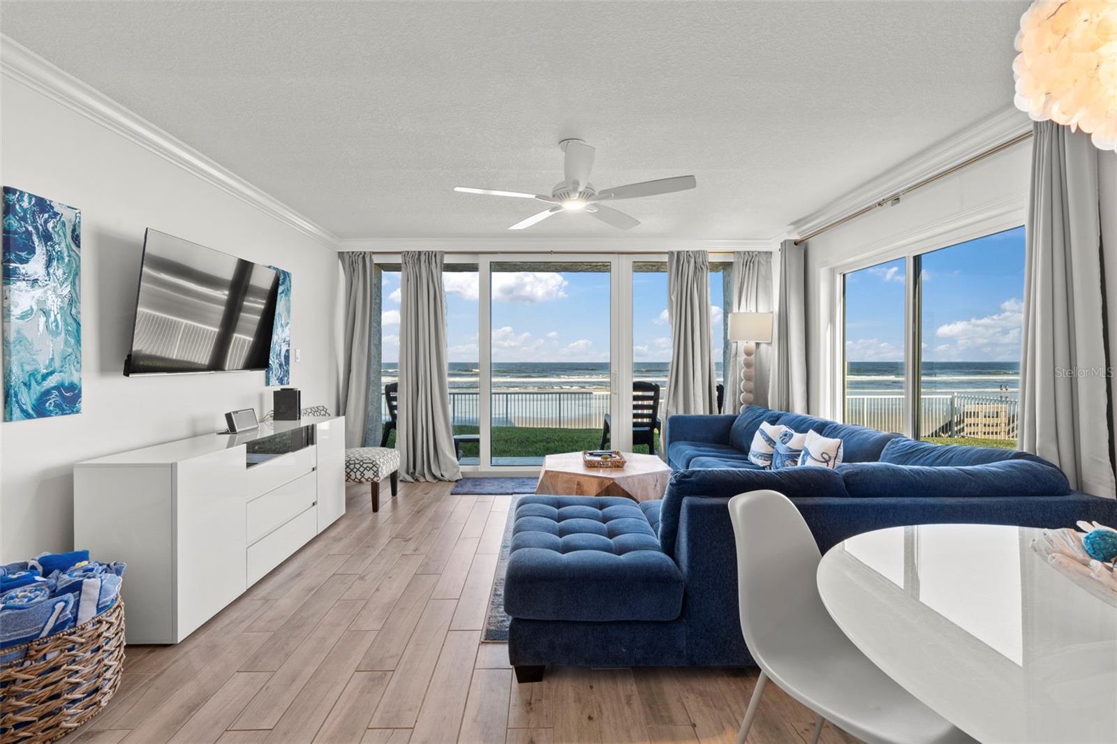 PELICAN - Residential