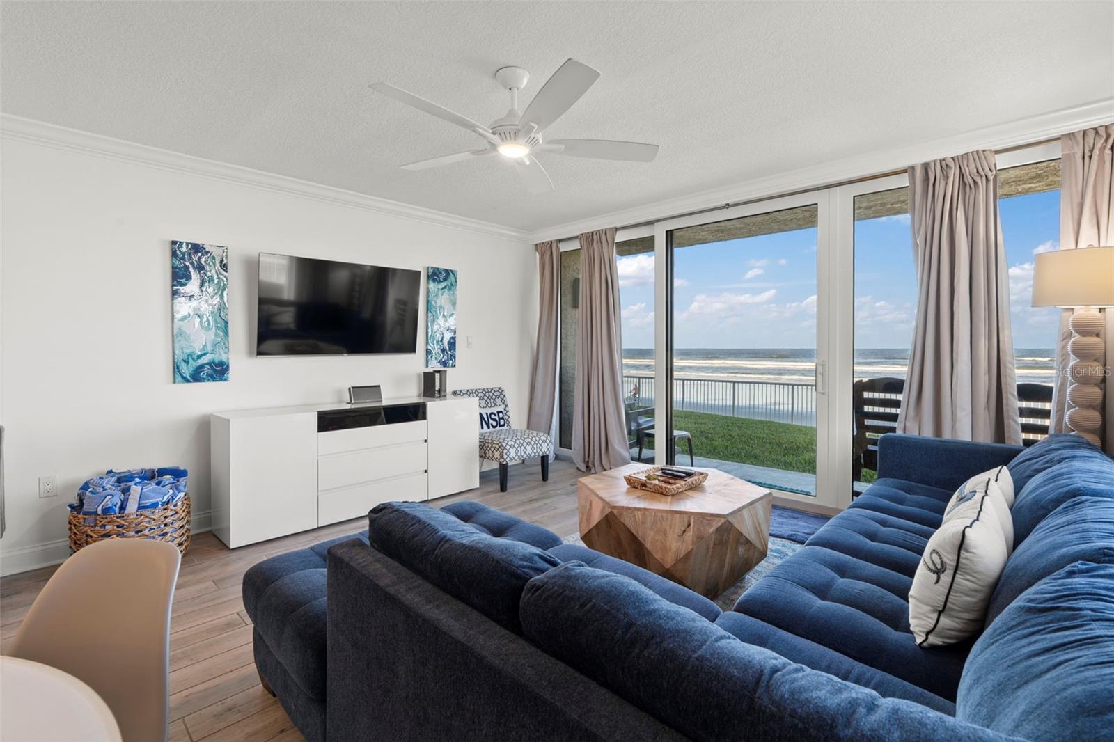 PELICAN - Residential