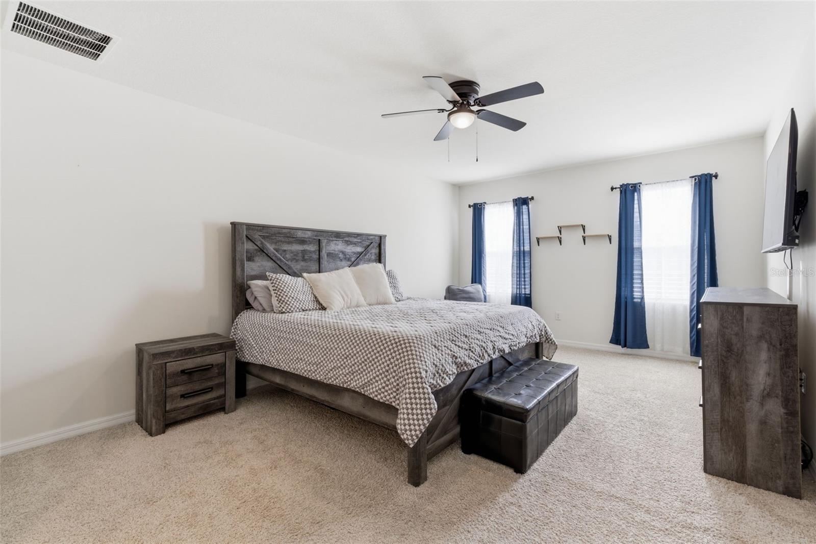 LAKE GLEASON RESERVE - Residential